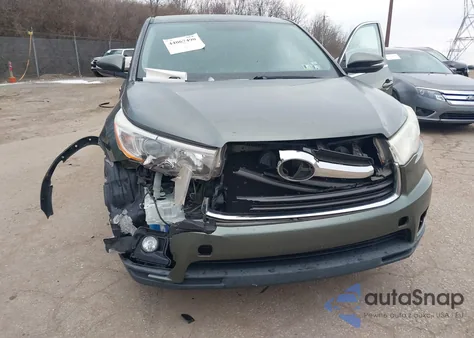 2014 Toyota Highlander Le Plus V6 z USA, uszkodzony, nr VIN 5TDBKRFH7ES054193